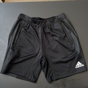 ✨NEW✨ Adidas Men’s 4K PRIMEBLUE Shorts